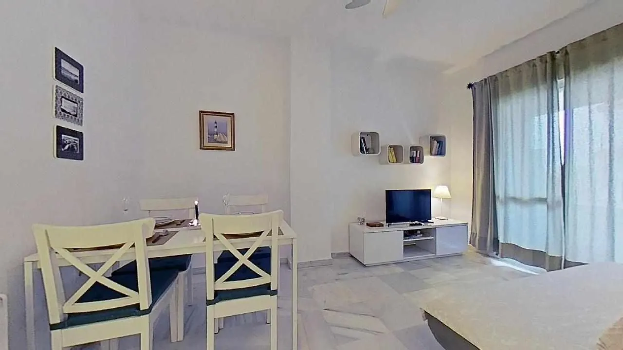 Apartamento Centrico Con Garaje Y Cercano A La Pl 萨阿拉德洛斯阿图内斯