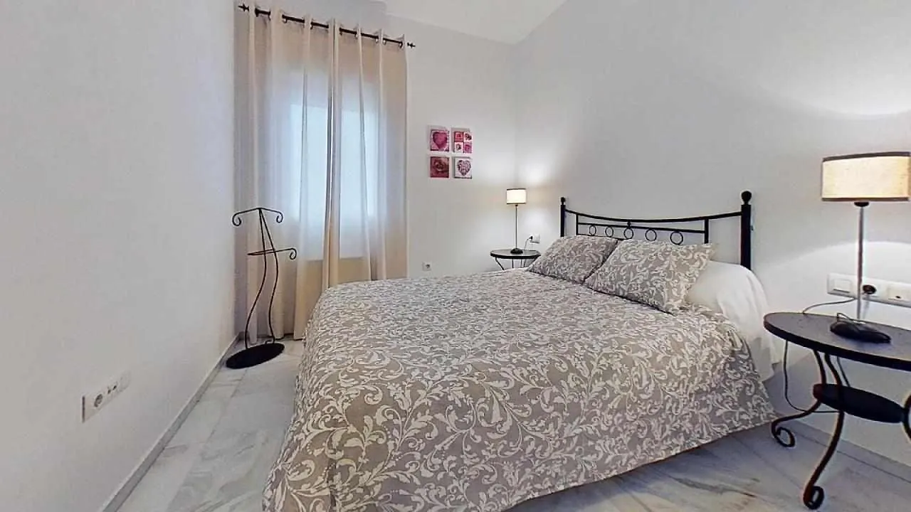 Apartamento Centrico Con Garaje Y Cercano A La Pl 萨阿拉德洛斯阿图内斯